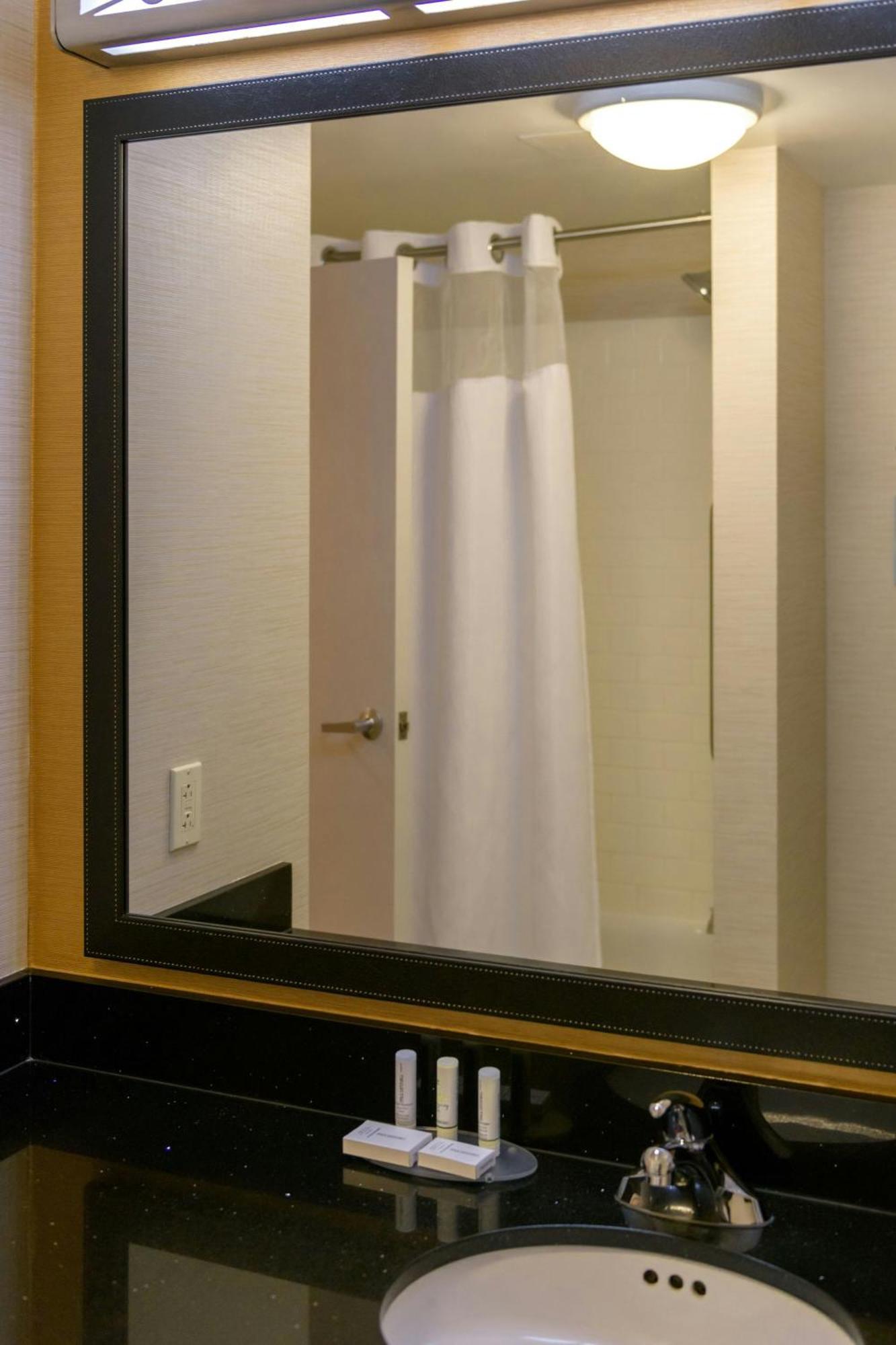 Fairfield Inn & Suites Кеннетт-Сквер Екстер'єр фото