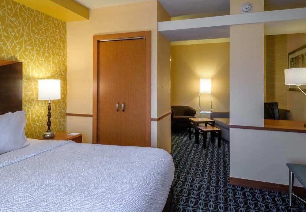 Fairfield Inn & Suites Кеннетт-Сквер Екстер'єр фото